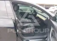 2021 Tesla Model Y фото