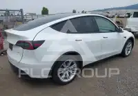 2021 Tesla Model Y фото
