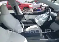 2021 Tesla Model Y фото