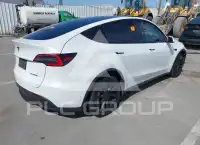 2021 Tesla Model Y фото