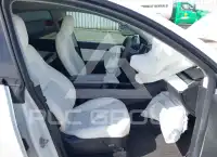 2021 Tesla Model Y фото
