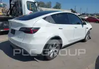 2021 Tesla Model Y фото
