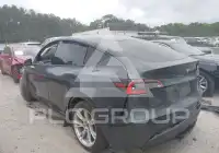 2021 Tesla Model Y фото