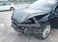 2021 Tesla Model X фото