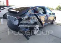 2021 Tesla Model X photo