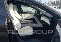 2021 Tesla Model S фото