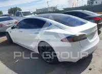 2021 Tesla Model S photo