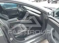 2021 Tesla Model S фото