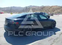 2021 Tesla Model S фото