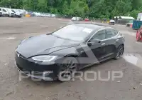 2021 Tesla Model S фото