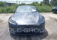 2021 Tesla Model S photo