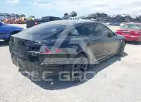 2021 Tesla Model S фото