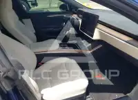 2021 Tesla Model S photo