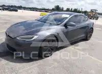 2021 Tesla Model S фото