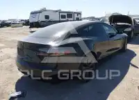 2021 Tesla Model S фото