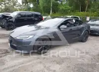 2021 Tesla Model S фото