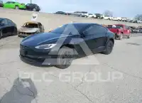 2021 Tesla Model S фото