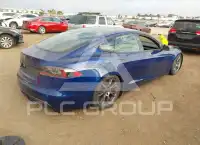 2021 Tesla Model S фото