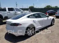 2021 Tesla Model S фото