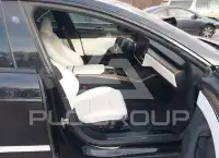 2021 Tesla Model S фото