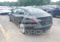2021 Tesla Model 3 фото