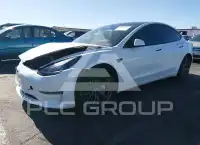 2021 Tesla Model 3 фото