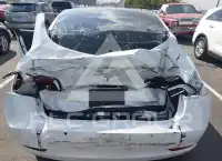 2021 Tesla Model 3 фото