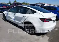 2021 Tesla Model 3 фото