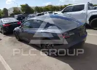 2021 Tesla Model 3 фото