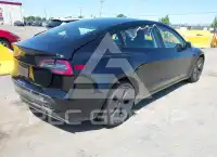 2021 Tesla Model 3 фото