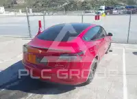 2021 Tesla Model 3 фото
