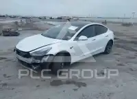 2021 Tesla Model 3 фото