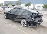 2021 Tesla Model 3 фото