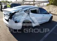 2021 Tesla Model 3 фото