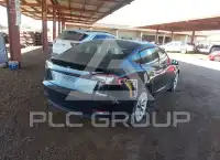 2021 Tesla Model 3 фото