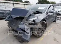 2021 Tesla Model 3 фото