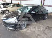 2021 Tesla Model 3 фото