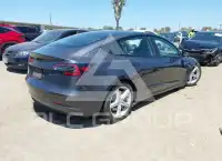 2021 Tesla Model 3 фото