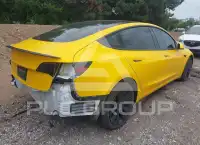 2021 Tesla Model 3 фото