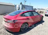 2021 Tesla Model 3 фото