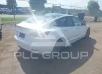 2021 Tesla Model 3 фото