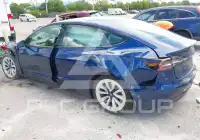 2021 Tesla Model 3 фото