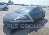 2021 Tesla Model 3 фото