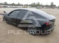 2021 Tesla Model 3 фото