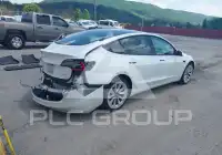 2021 Tesla Model 3 фото
