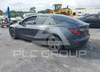 2021 Tesla Model 3 фото
