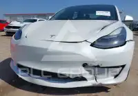 2021 Tesla Model 3 фото
