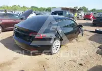2021 Tesla Model 3 фото