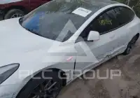 2021 Tesla Model 3 photo