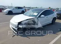 2021 Tesla Model 3 фото